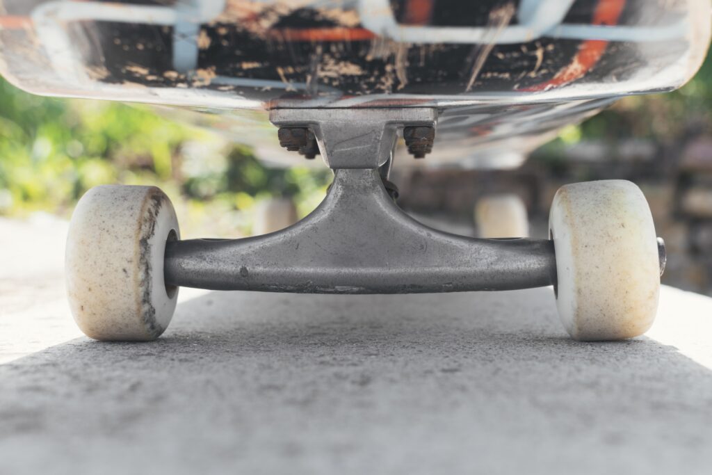 How Tight Should Skateboard Wheels Be